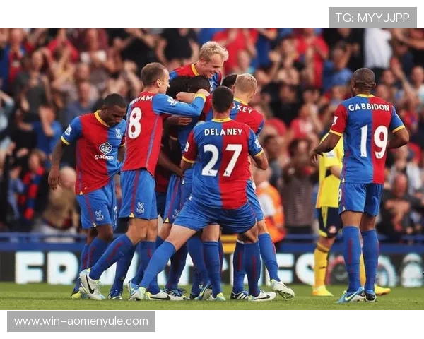 水晶宫官网最新资讯带你全面了解水晶宫足球俱乐部的最新动态与赛事信息